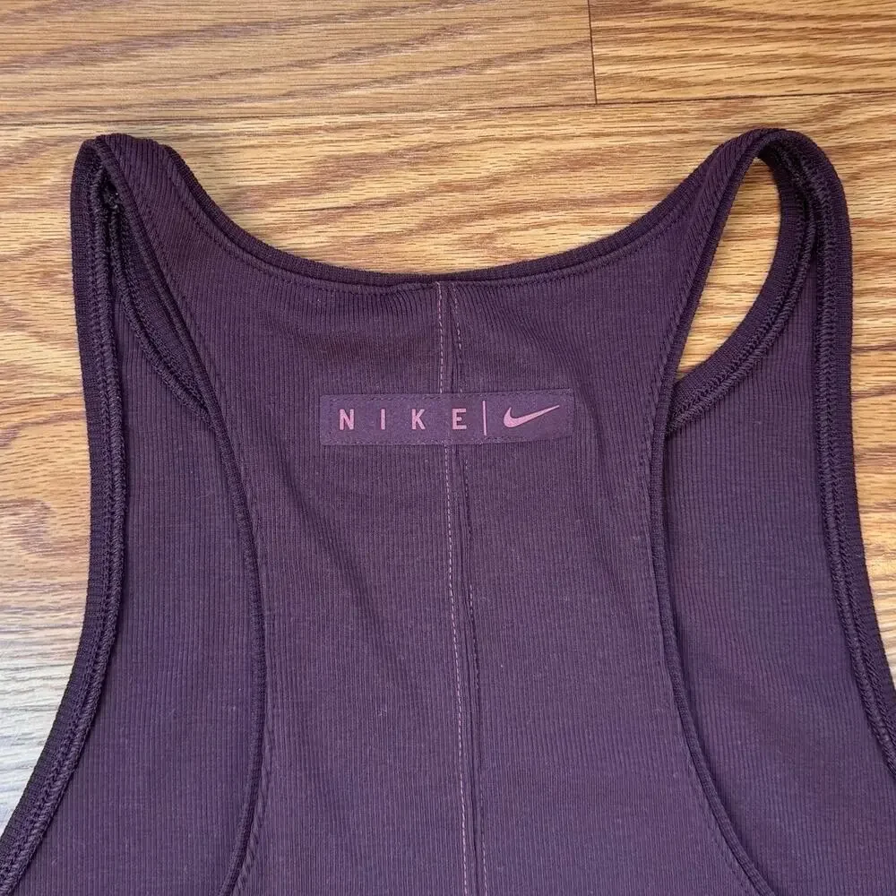 Nike Yoga Luxe SE Ribbed Tank Top Burgundy Crush Womens Sz M